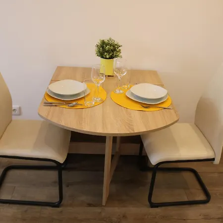 Rezeda Vendeghaz Apartmán Fertőhomok